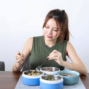 Instagram Influencer Melody Yap Eating Chilli Padi Confinement Meal