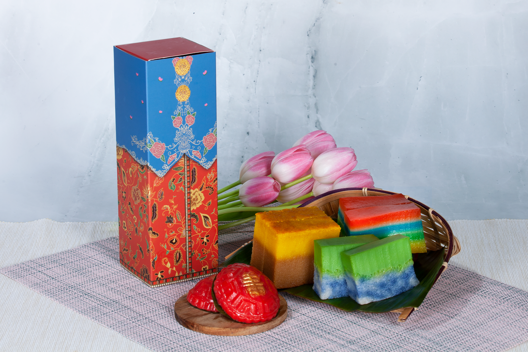 Kueh Kisses (Kebaya Gift Box) - Confinement Food Delivery | Chilli Padi Confinement